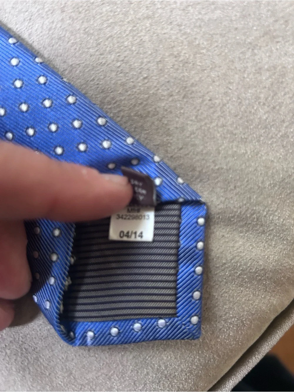 Nordstrom Blue Polka Dot Pre-Tied Boys Neck Tie